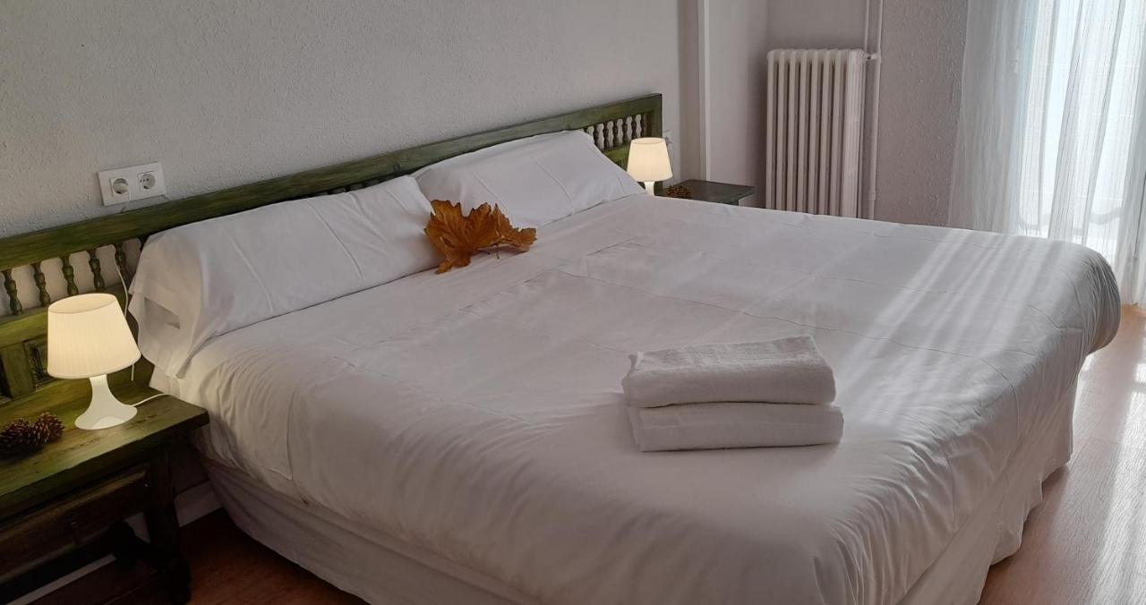 Hotel Del Trueno Ескарай Екстериор снимка