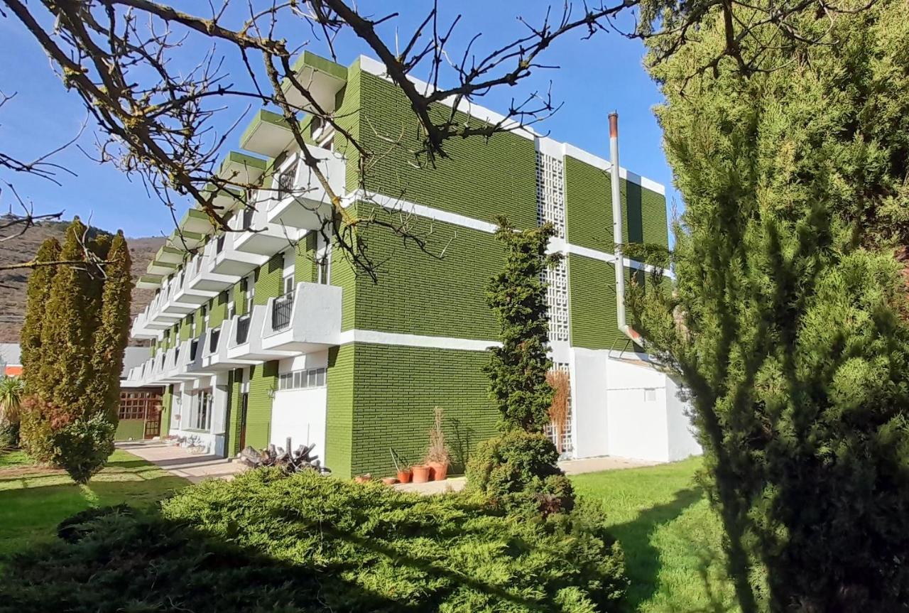 Hotel Del Trueno Ескарай Екстериор снимка