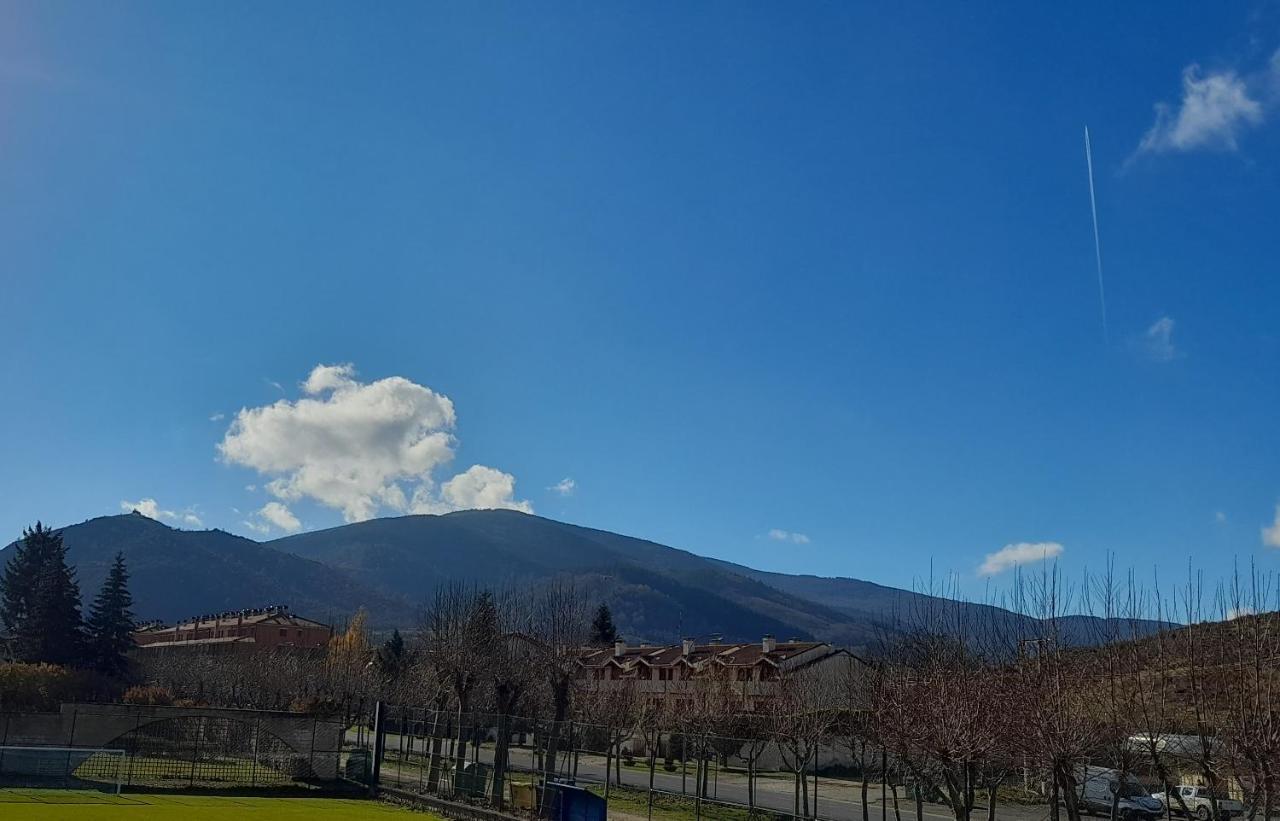 Hotel Del Trueno Ескарай Екстериор снимка