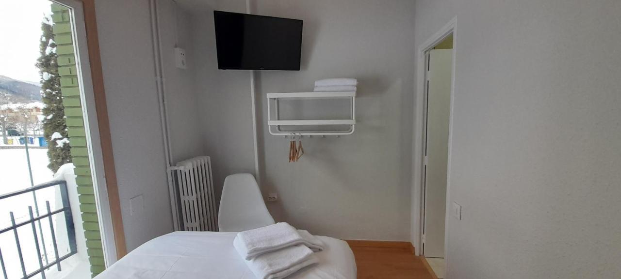 Hotel Del Trueno Ескарай Екстериор снимка