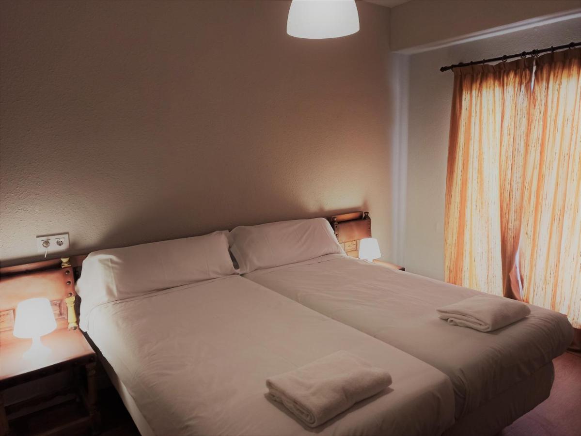 Hotel Del Trueno Ескарай Екстериор снимка