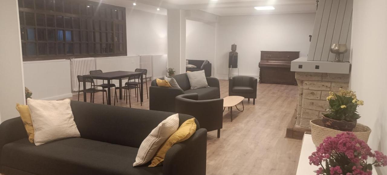 Hotel Del Trueno Ескарай Екстериор снимка